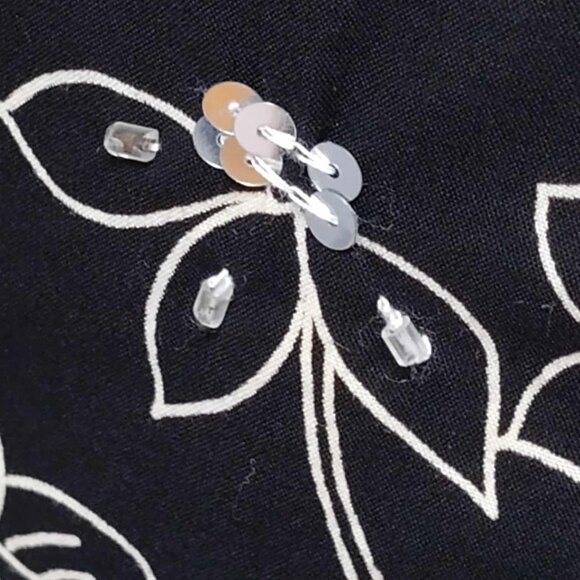 Ann Taylor LOFT Women's Black floral A-Line skirt, sequins & beads size 10 - Picture 6 of 12